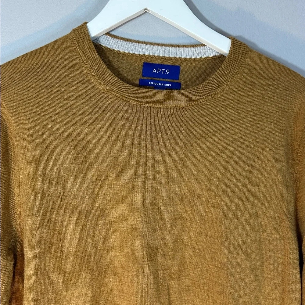 Apt. 9 men's merino wool blend crewneck sweater in a mustard yellow size L